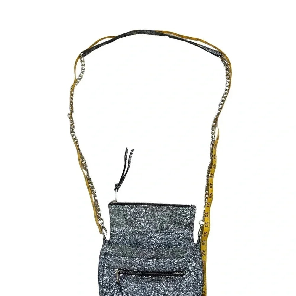 Sorial Black and White Pebbled/Dot Shimmer Crossbody Silver Chain Strap - Picture 12 of 13